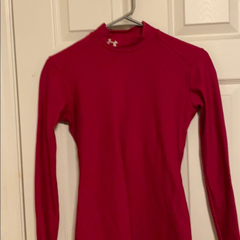 Under Armour cute Pink long sleeve top